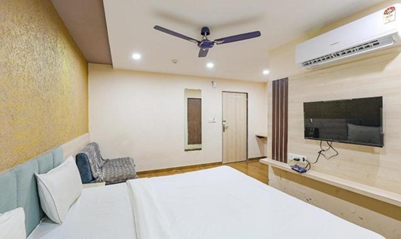 Fabhotel The Heaven Ahmedabad Exterior photo