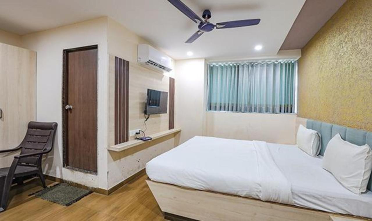 Fabhotel The Heaven Ahmedabad Exterior photo